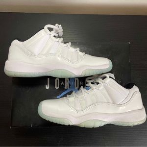 Jordan 11 Retro Low Legend Blue (GS) Size 5Y/6.5W